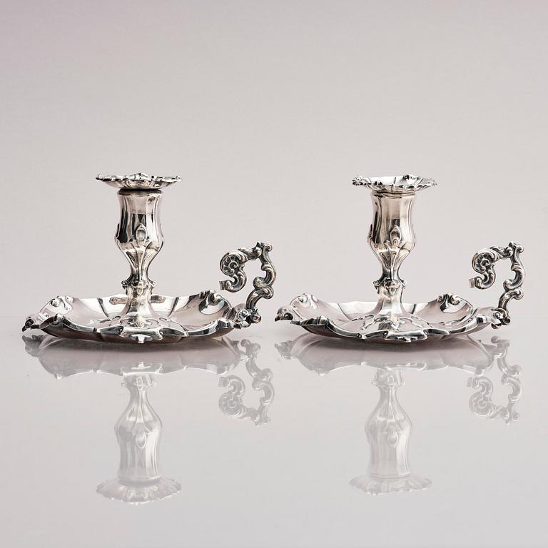 Gustaf Möllenborg, nattljusstakar, ett par, silver, Stockholm 1857.