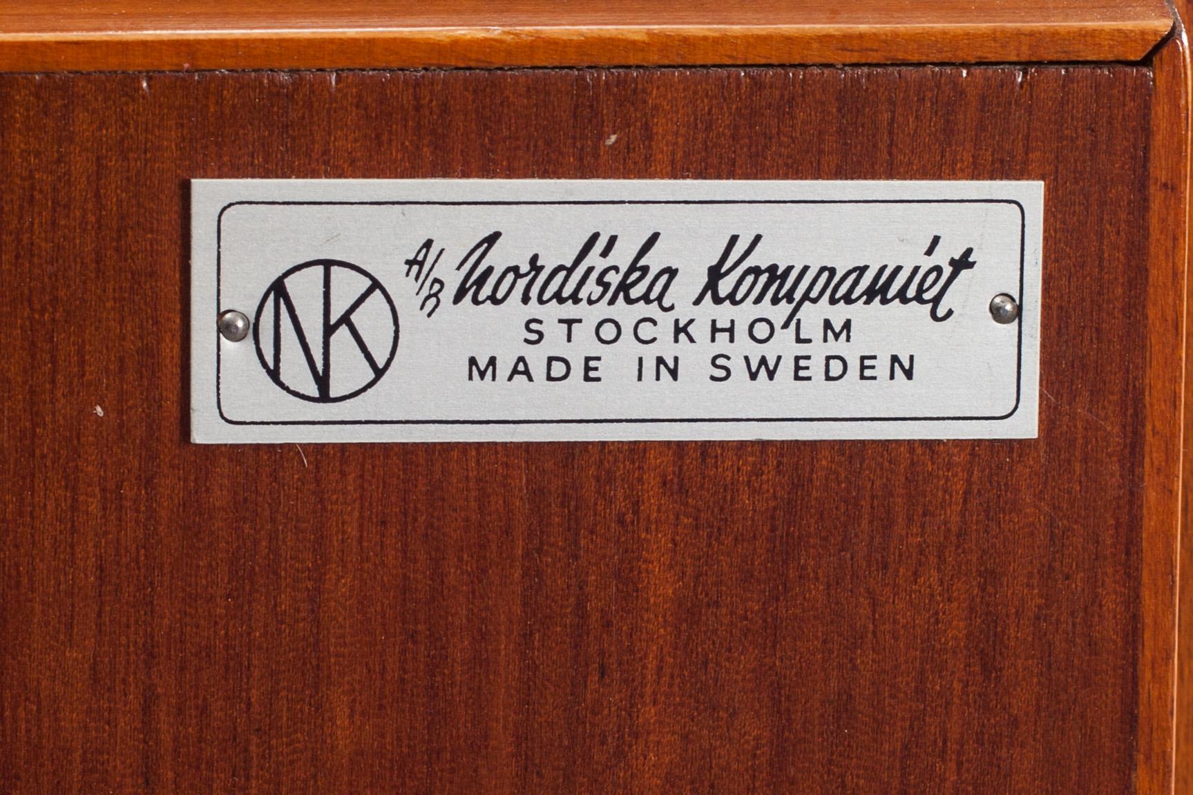 BOKHYLLOR, ett par, David Rosén, "Futura", för Nordiska Kompaniet, 1900-talets andra hälft.