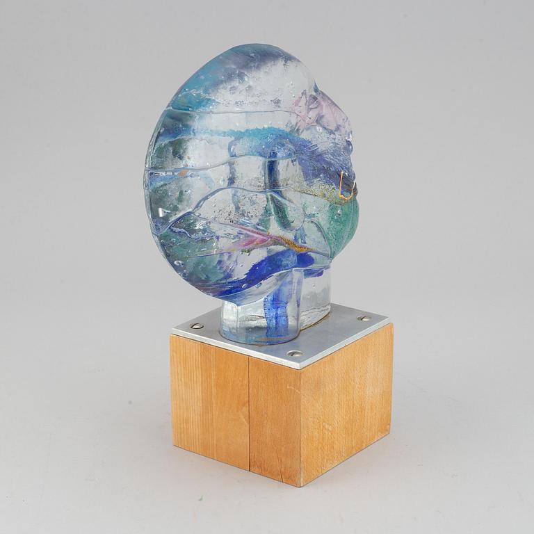 Bertil Vallien, a cast glass sculpture of a head, Kosta Boda, Sweden, ed. 6/20.