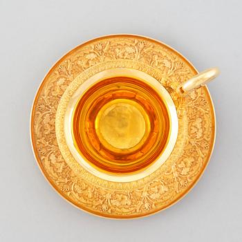 Paradkopp med fat, "The Demidoff cup", guld och emalj, Gabriel-Raoul Morel, Paris, daterad 1824.