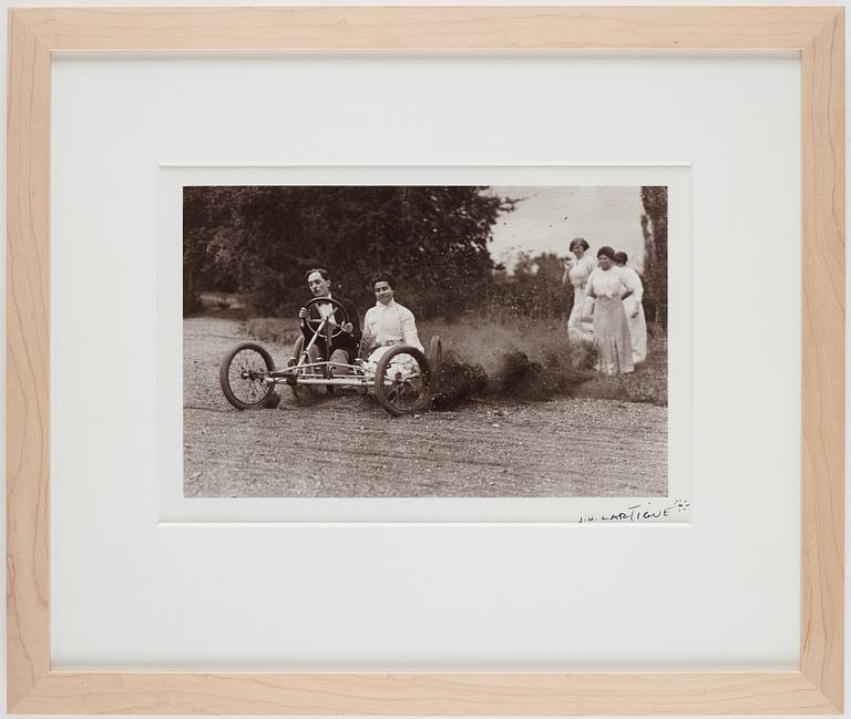 Jacques-Henri Lartigue, "Zissou et Madeleine Thibault, Rouzat", 1911.