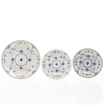 Royal Copenhagen, servis, 37 delar, "Musselmalet Halvblonde".