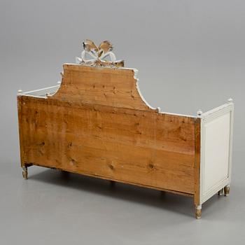 SOFFA, gustaviansk, omkring 1800.