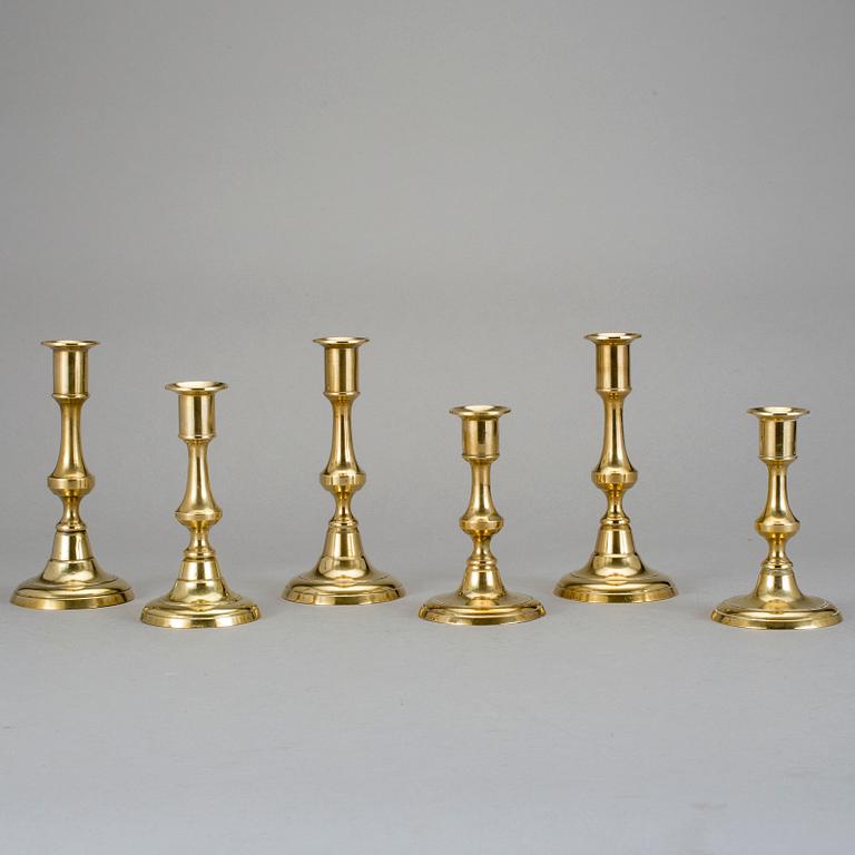 LJUSSTAKAR, 6 st, mässing, 1800-talets andra hälft.