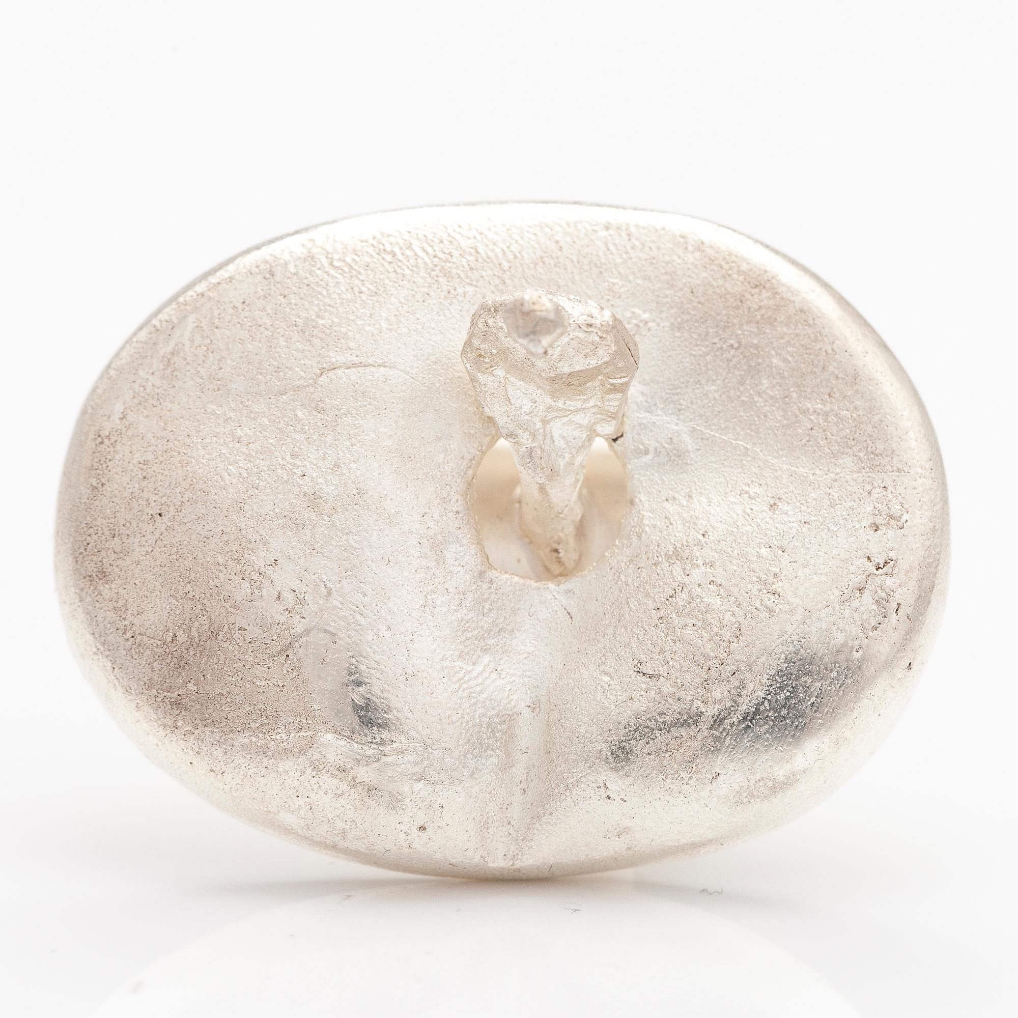 BJÖRN WECKSTRÖM, A sterling silver ring "Brukka's pond". Lapponia 1969.