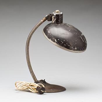 SKRIVBORDSLAMPA, Bauhaus, 1900-talets första hälft.