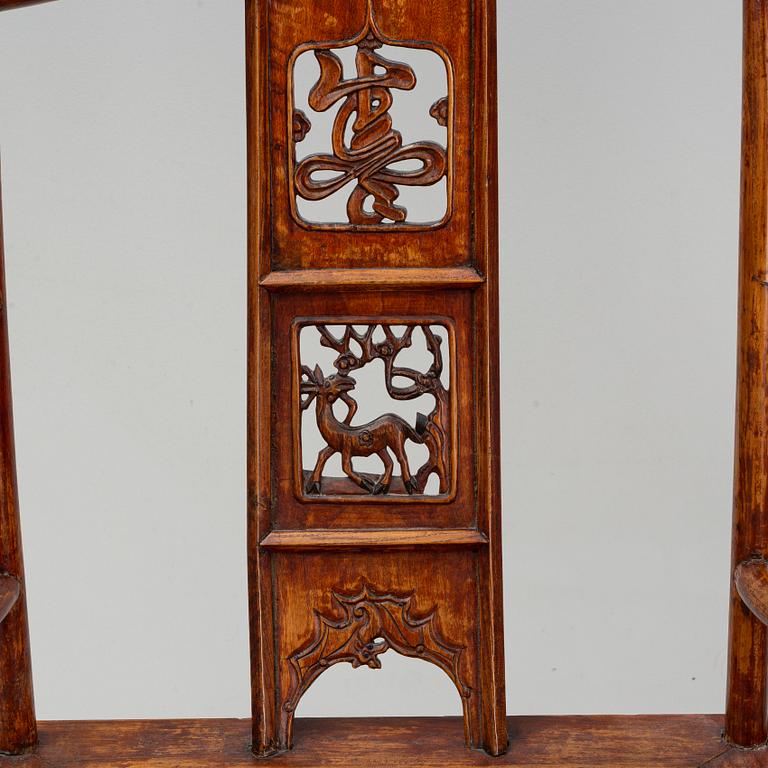 A pair of chinese armchairs, 20th century.