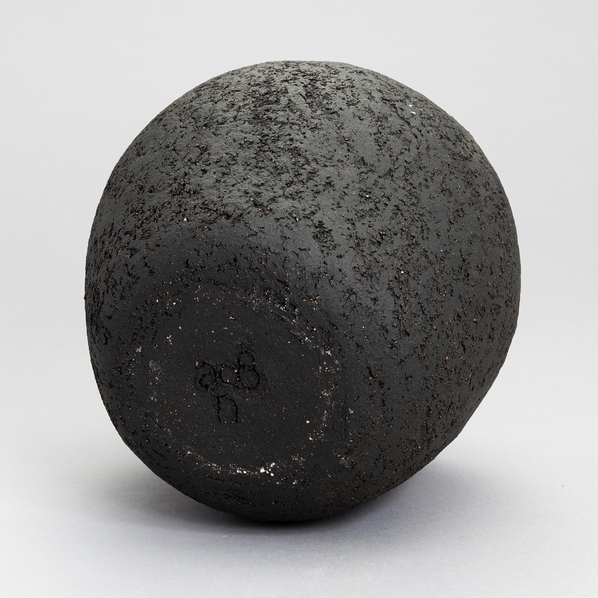 Anna Hackman, a sculptur from the serial 'Between heaven and Earth' signed AH -08.