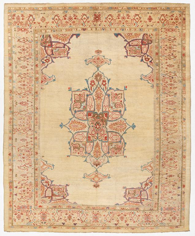 A Ziegler Mahal carpet, Sultanabad area, c. 360 x 300 cm.