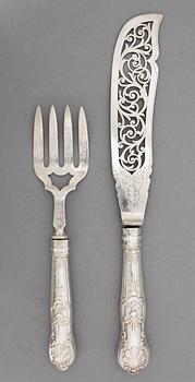 SERVERINGSBESTICK, 2 st, silver, Birmingham, 1800-talets mitt. Vikt ca 265 gram.