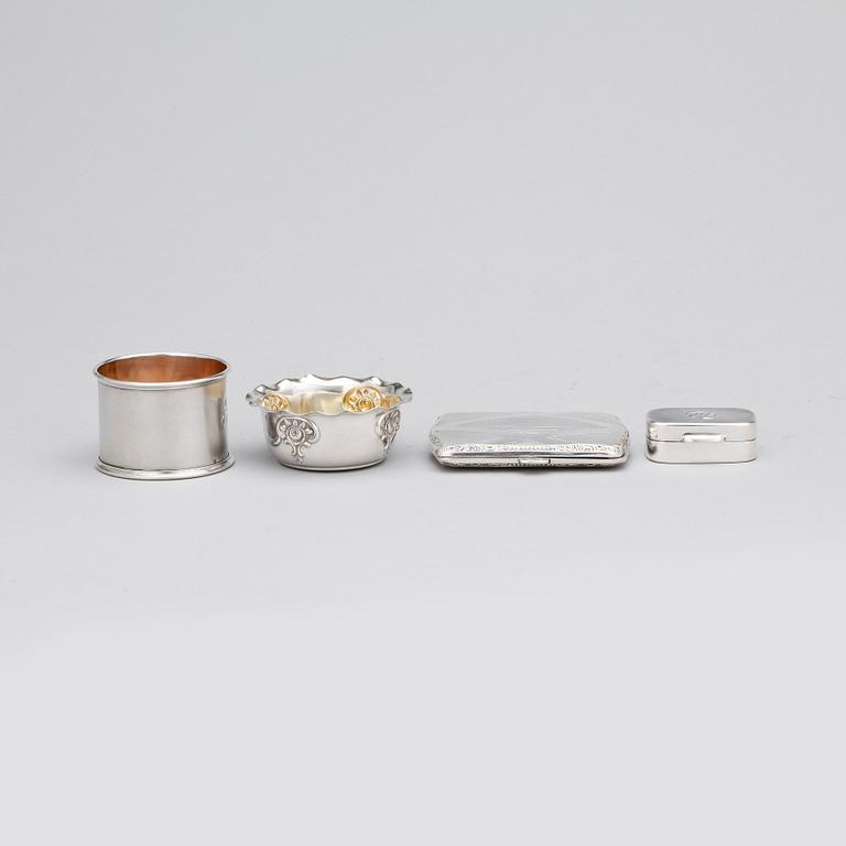 PARTI SILVER, 4 delar, importstämplar, vikt ca 105g.