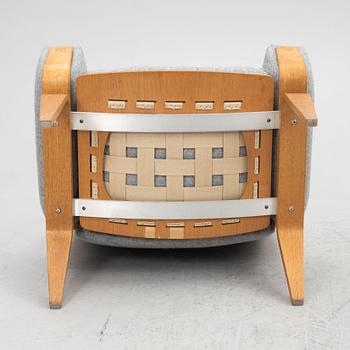 Hans J. Wegner, a model "GE 501-A" armchair, Getama, Denmark, 21st century.