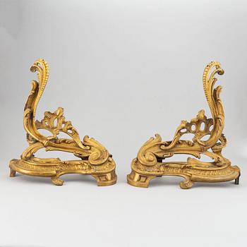 Eldhundar, ett par, Louis XV-stil, 1800-talets slut.