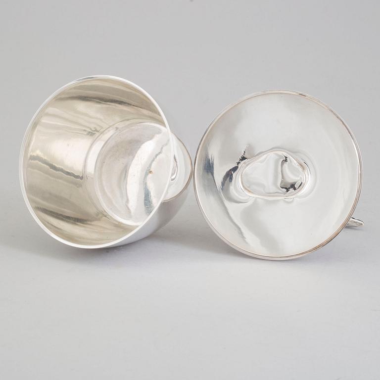 MARIO RESTELLI, a lidded silver bowl signed M. Restelli.