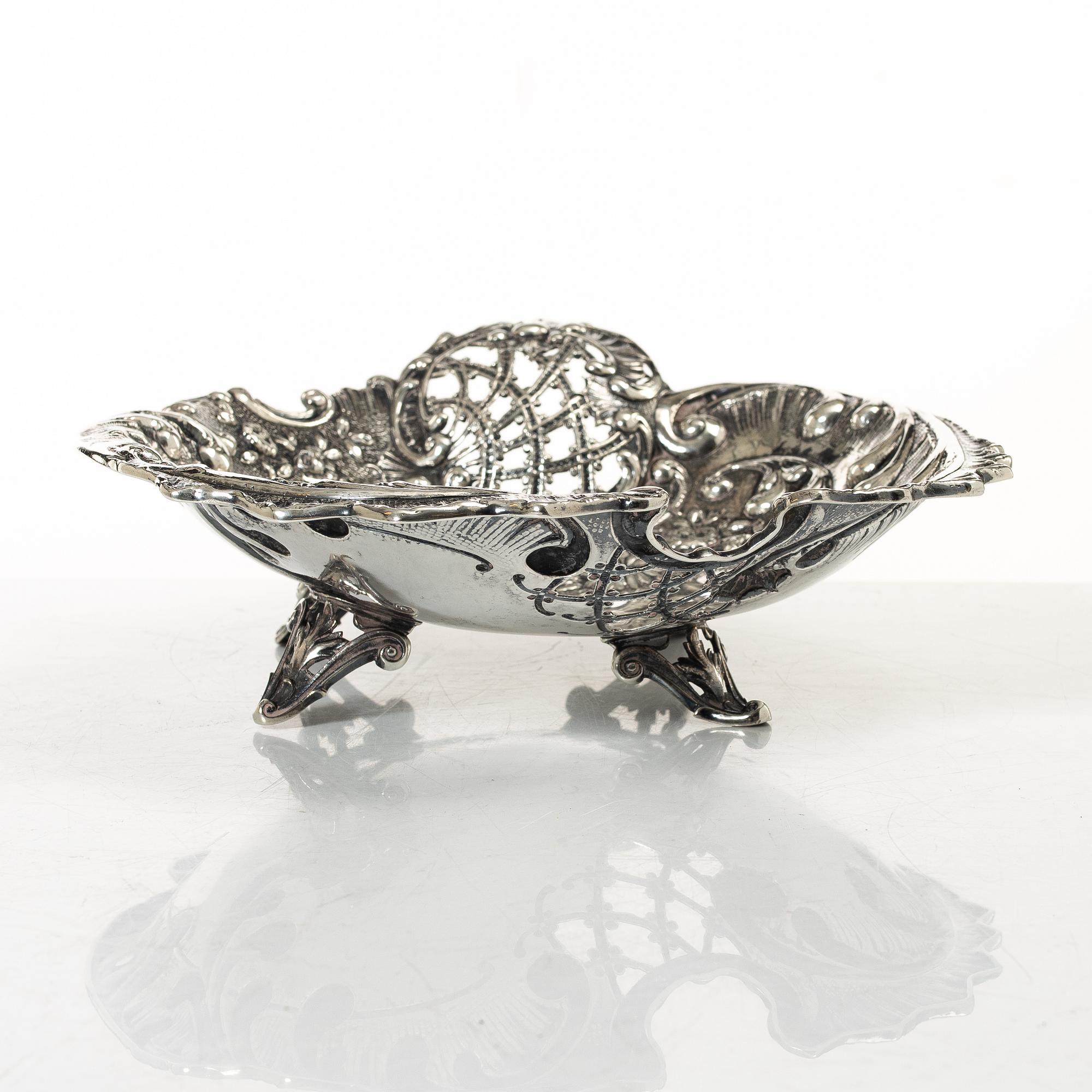 Gallerskål, silver, rokokostil, sekelskiftet 1900, Austria-Hungary.