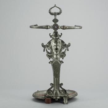 PARAPLYSTÄLL, gjutjärn, omkring sekelskiftet år 1900.