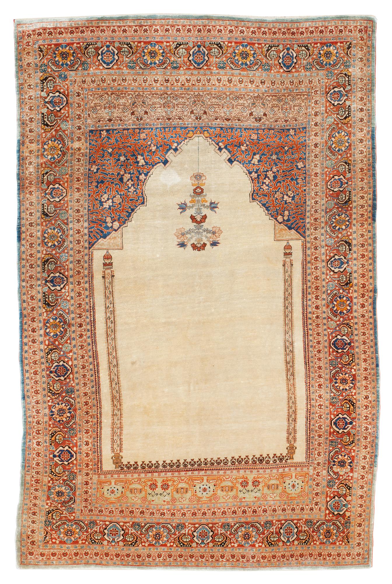 ANTIQUE SILKE TABRIZ.