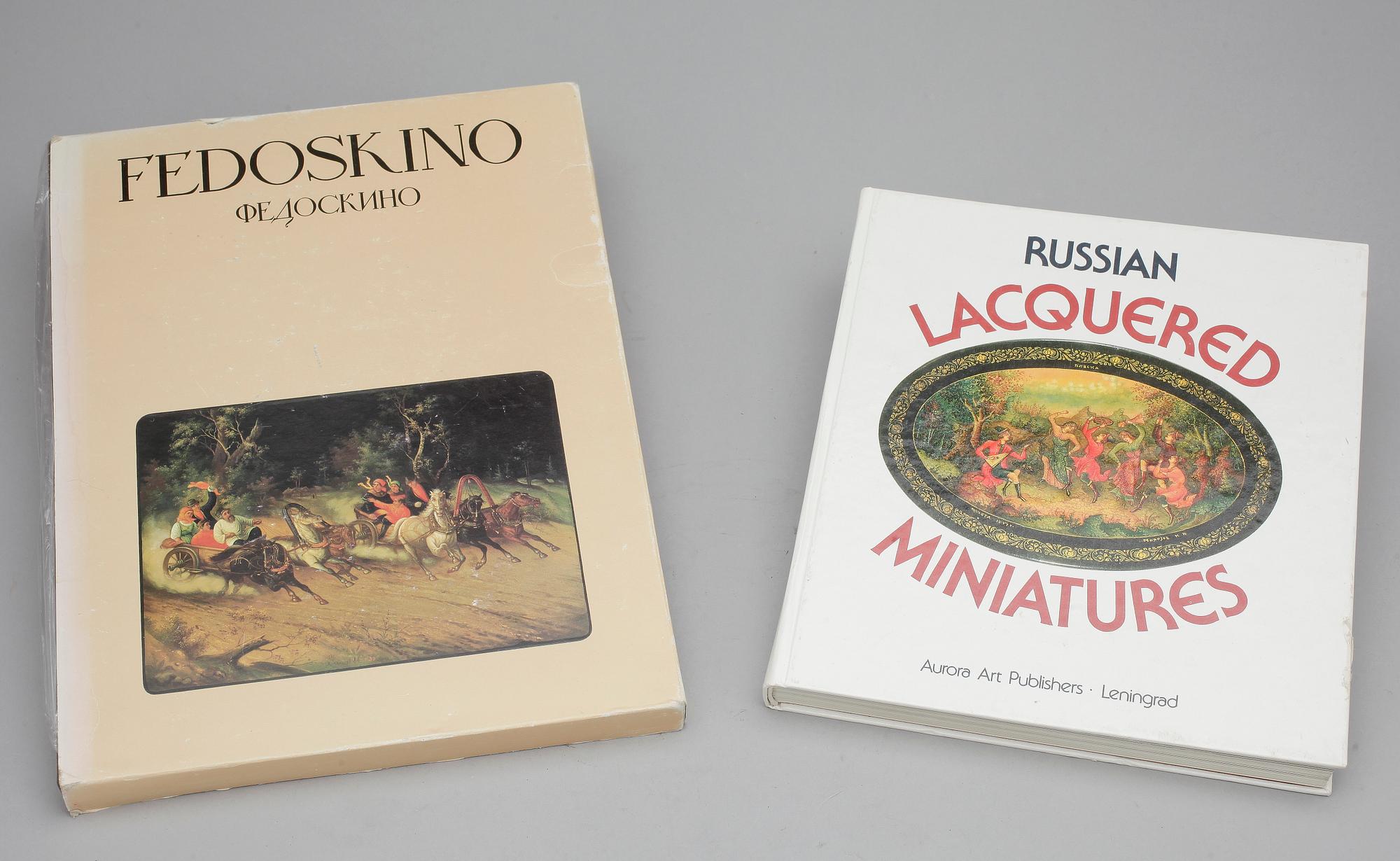 ASKAR samt böcker, 7 delar, lackarbeten, Ryssland. 1900-tal.