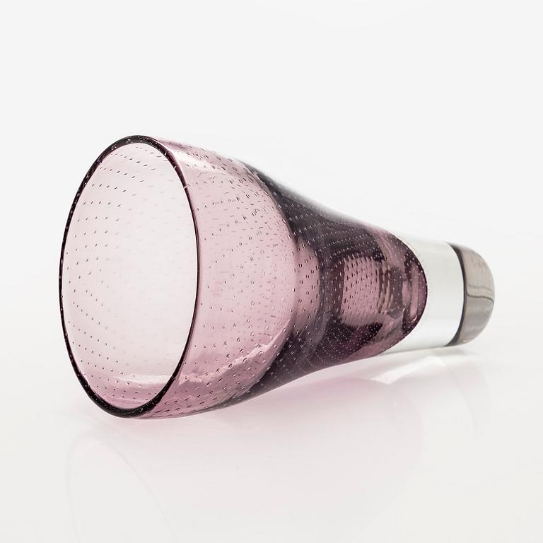 Gunnel Nyman, maljakko, malli "GN 12", signeerattu G. Nyman Nuutajärvi Notsjö -53.