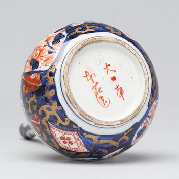 VAS, porslin, Japan, Arita, Meiji (1868-1912).