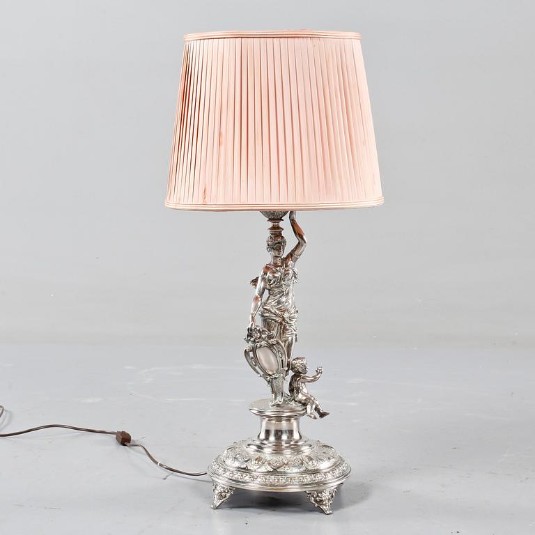 BORDSLAMPA, nysilver, omkring år 1900.