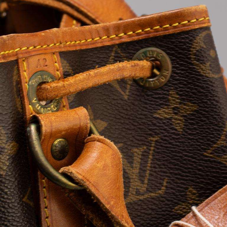 LOUIS VUITTON, a monogram canvas 'Cabas Piano'.