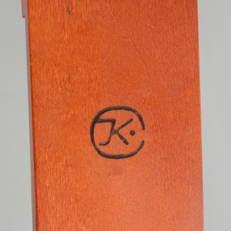 HYLLA, "Pilaster", John Kandell, Källemo, 1900/2000-tal.