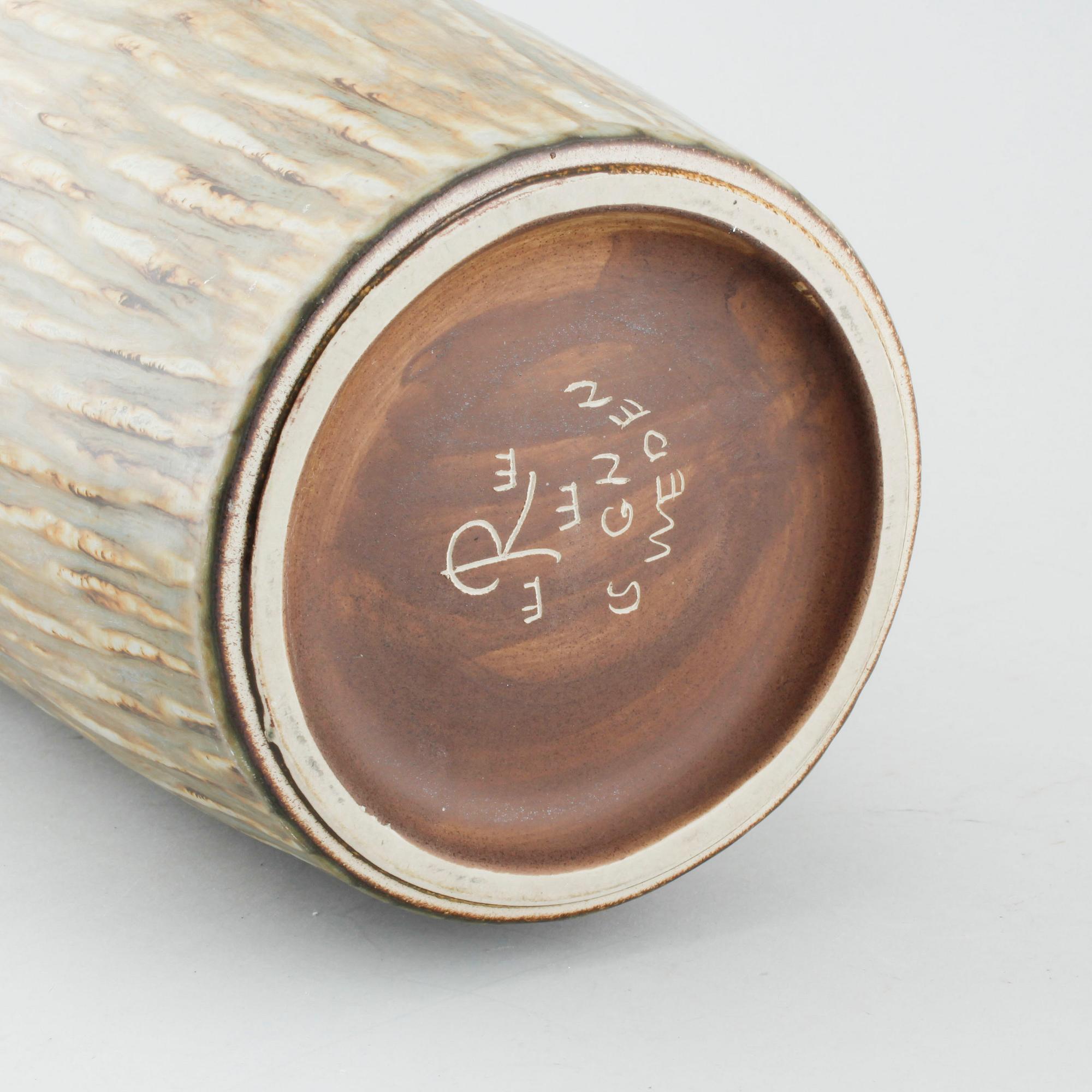 GUNNAR NYLUND, golvvas, stengods, "Rubus", Rörstrand, 1900-talets andra hälft.