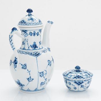 A 31-piece Royal Copenhagen 'Musselmalet' porcelain coffee set.