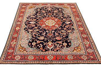 Matta, Saruk, ca. 333 x 218 cm.