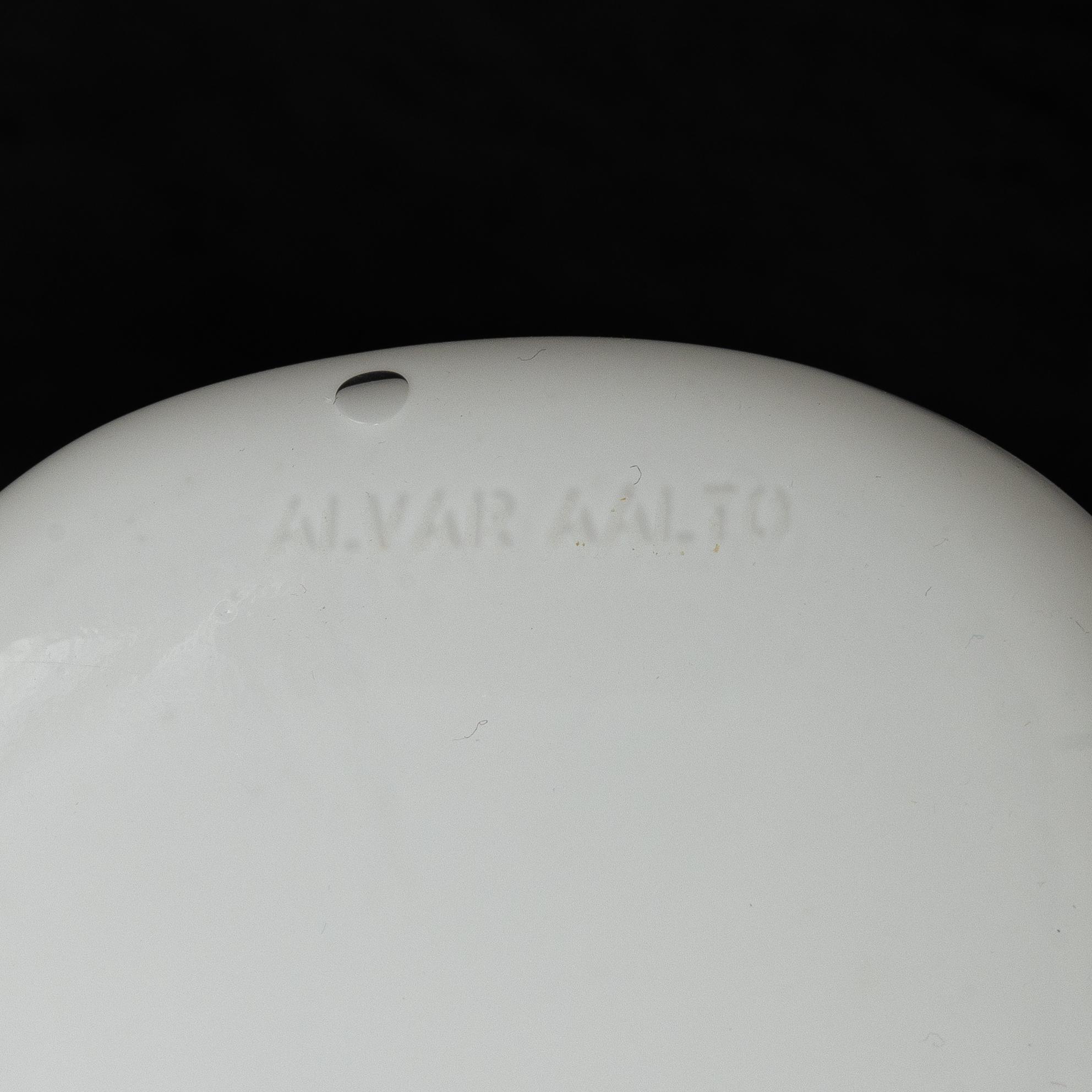 Alvar Aalto, vaser, 3 st och skål "Savoy", glas, samt fat och ljuslykta, Iittala.