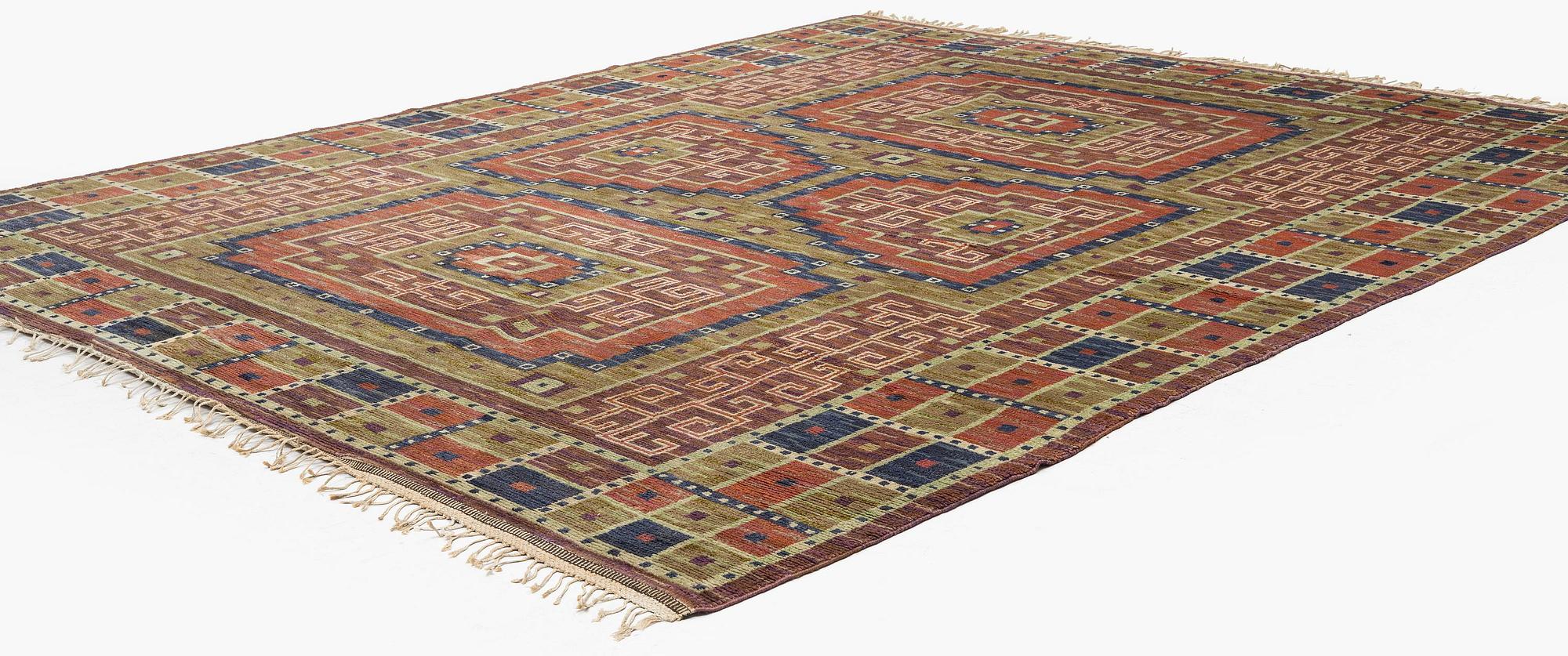 Märta Måås-Fjetterström, a carpet, 'Storkorset' ('Åhléns matta'), knotted pile, c. 380 x 323 cm, signed MMF.