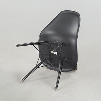 CHARLES & RAY EAMES, stolar, 6 st, Vitra, 2013.