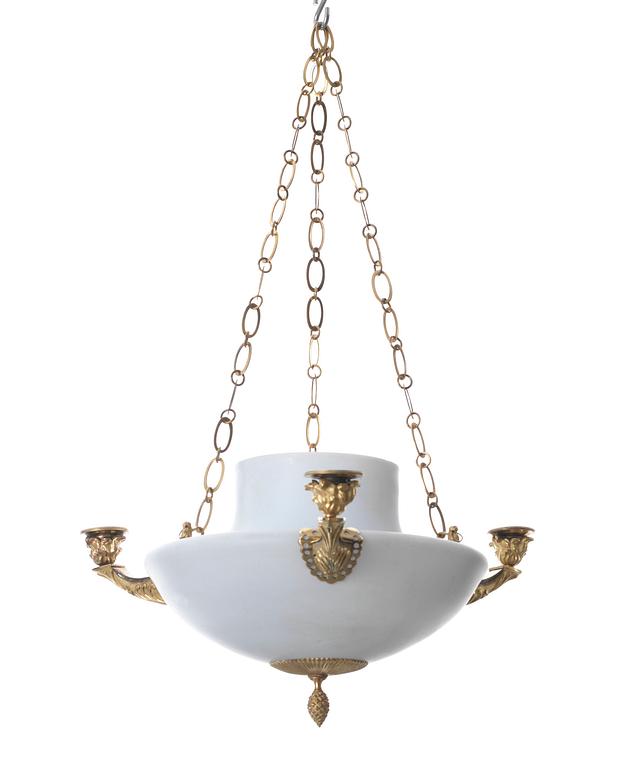 A late Gustavian three-light hanging lamp.