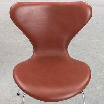 ARNE JACOBSEN, stolar, 6 st, "Sjuan", Fritz Hansen, Danmark.