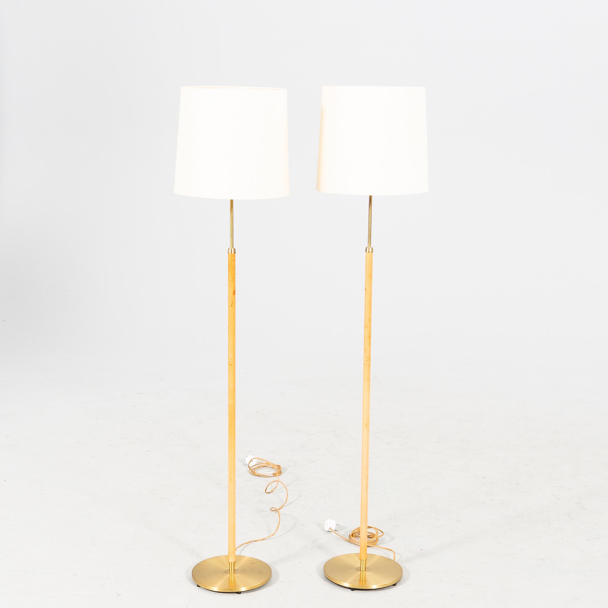 Golvlampor ett par  1960-70 tal Falkenbergs Belysning.