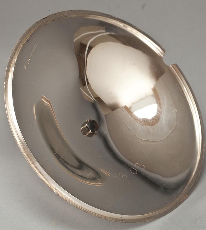 SOCKERSKÅLAR MED LOCK, ett par, silver, Gustaf Alfred Dahlgren, 1913,Malmö. Vikt ca 890g.