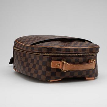 LOUIS VUITTON, a Damier Ebene canvas messenger bag.