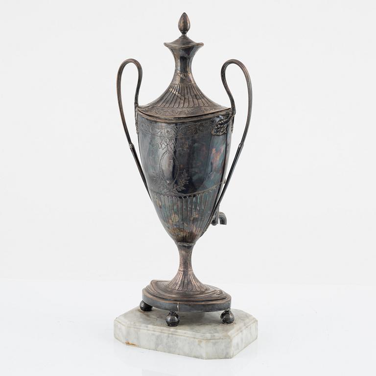 A silver plated samovar, around the year 1900.