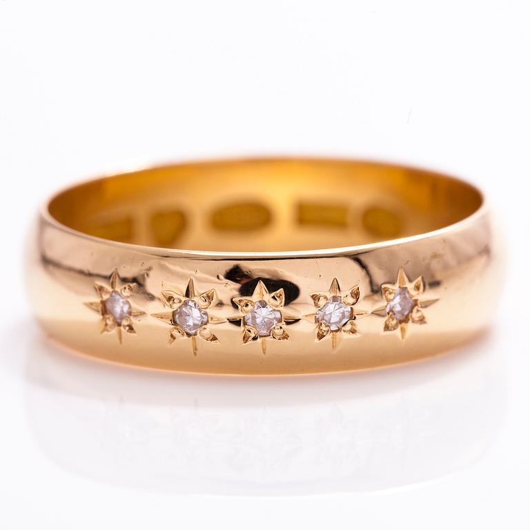 An 20 ct gold ring with diamonds ca. 0.075 ct in total. Johan Wilhelm Jokiniemi (Johansson), Uusikaupunki, Finland 1916.