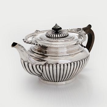 Walker & Hall, tekanna, sterlingsilver, Sheffield, England 1903.
