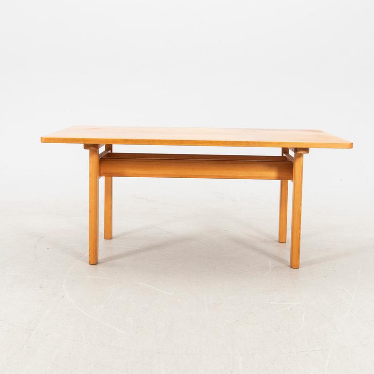 Børge Mogensen, an 'Asserbo' pine dining table, Karl Andersson & Söner.