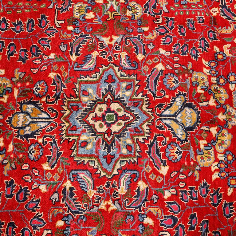 MATTA, Mahal, 1900-talets senare del, ca 300 x 205 cm.