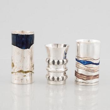 Three sterling silver miniature beakers/vases, marks of Lars Arby, Gothenburg, Sweden 1977-1982.