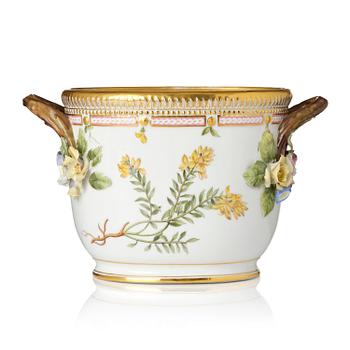475A. Ytterfoder/Vinkylare, porslin. 'Flora Danica', Royal Copenhagen, Danmark, 1800-tal.