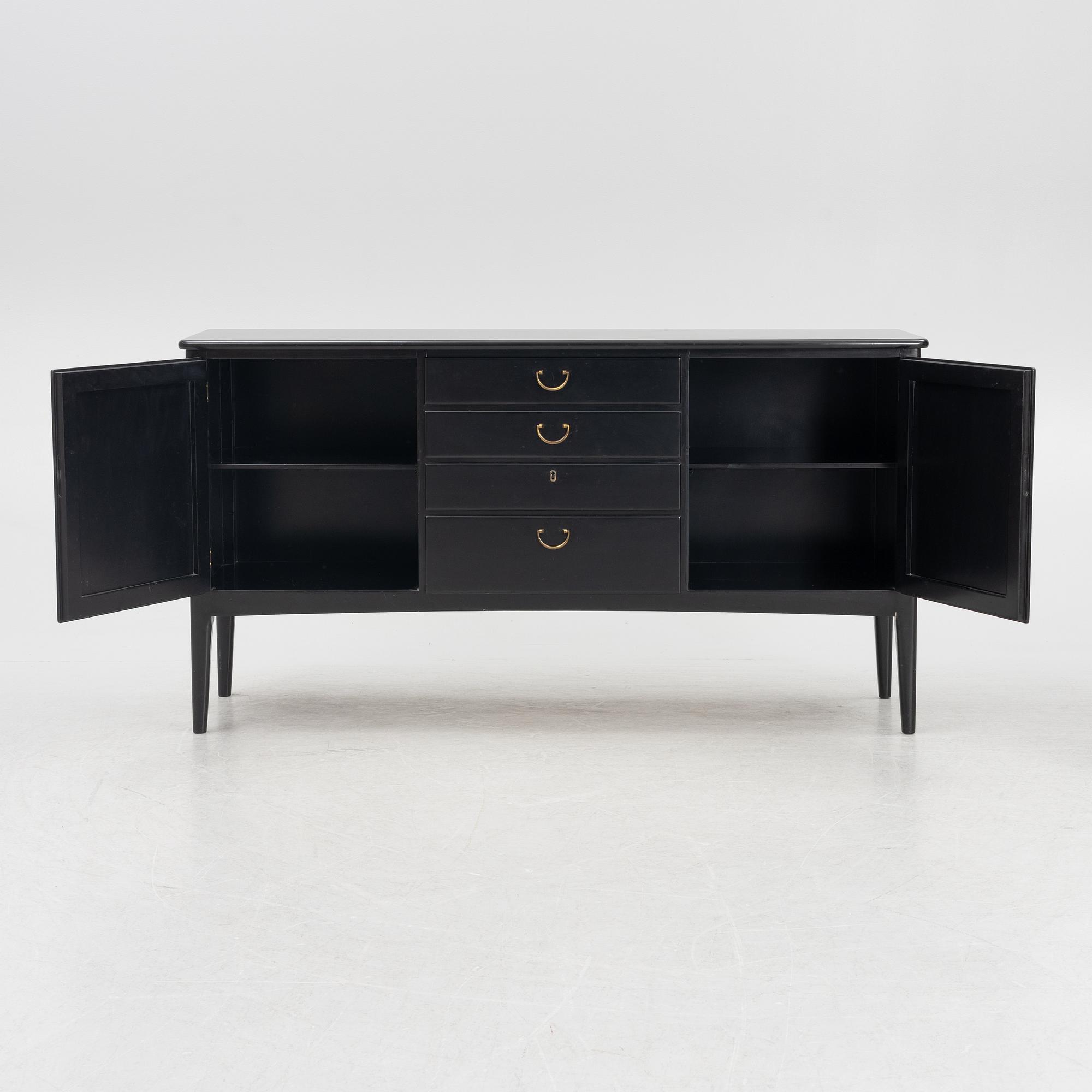 Kerstin Hörlin-Holmquist, sideboard samt vitrinskåp, "Charlotte", Asko, Finland, 1970-tal.