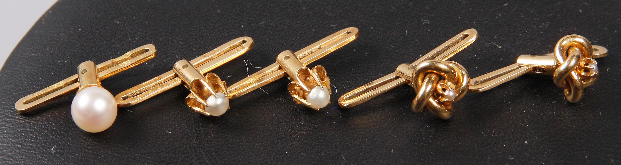 FRACKSKJORTKNAPPAR, 5 st, guld 18 K, bla CG Hallbergs. Tidigt 1900-tal.