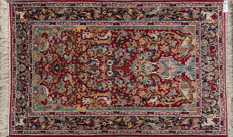 MATTA, Isfahan. Ca 170x107 cm.