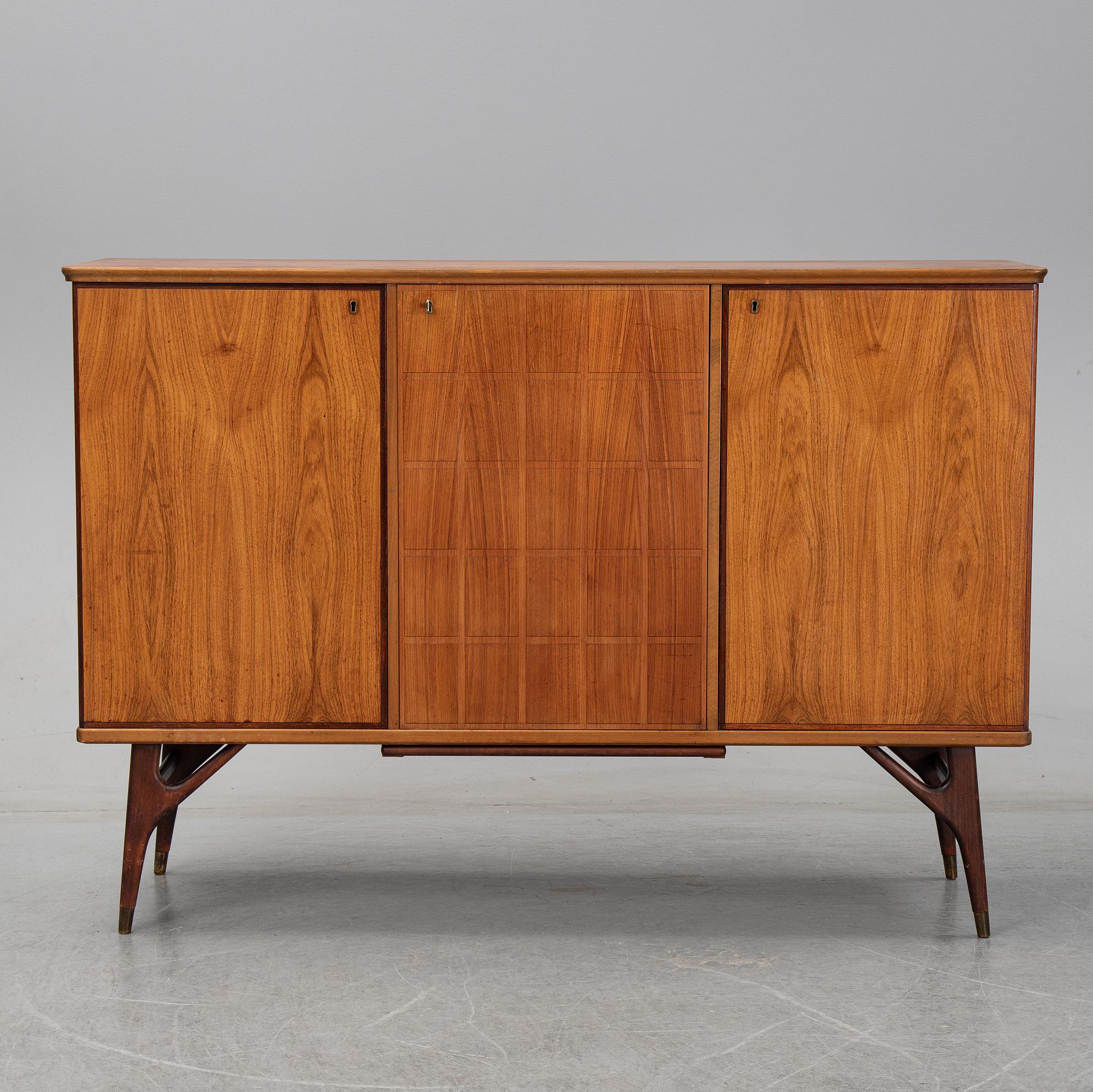 A teak veneered sideboard, Aktiebolag Tabergsmöbler, 1950's/60's.