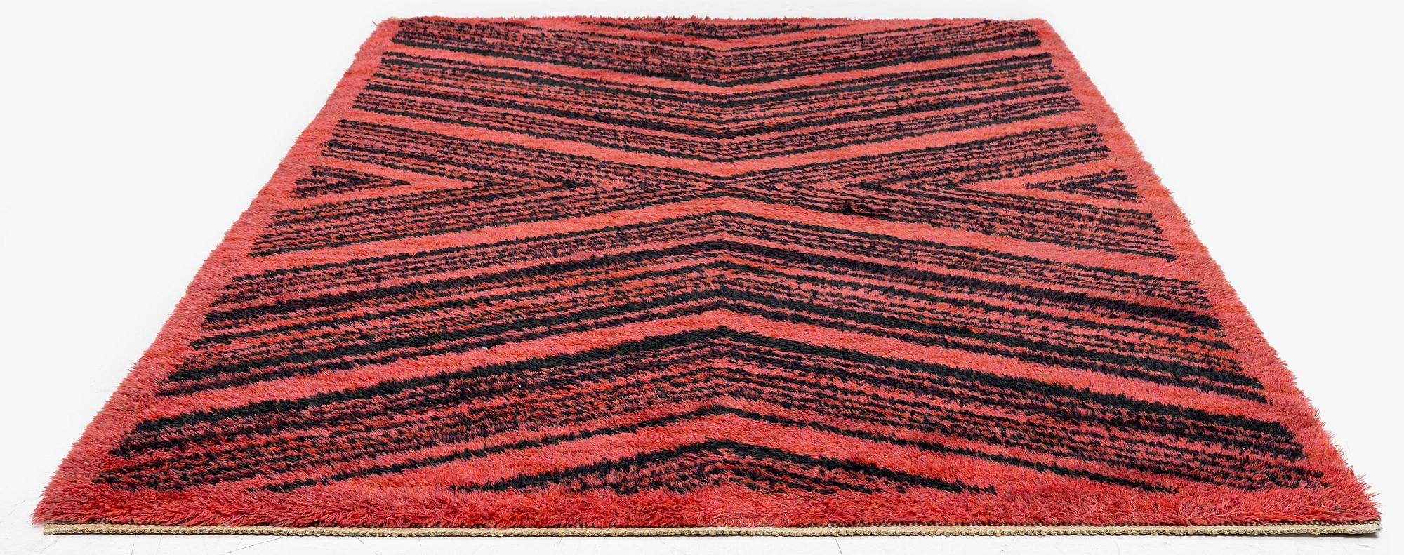 Barbro Nilsson, matta, 'Tigerfällen', knotted pile (rya), c. 260 x 154 cm, signed AB MMF BN.